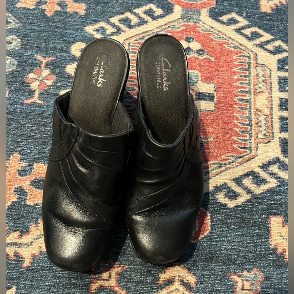 Clark’s slip on clogs/mules - Picture 3 of 6